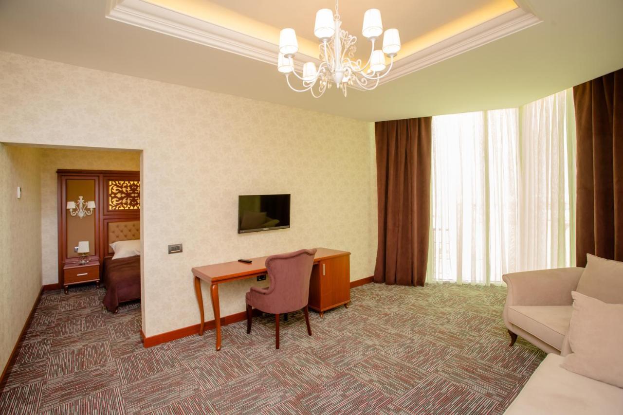Azpetrol Hotel Qusar Buitenkant foto