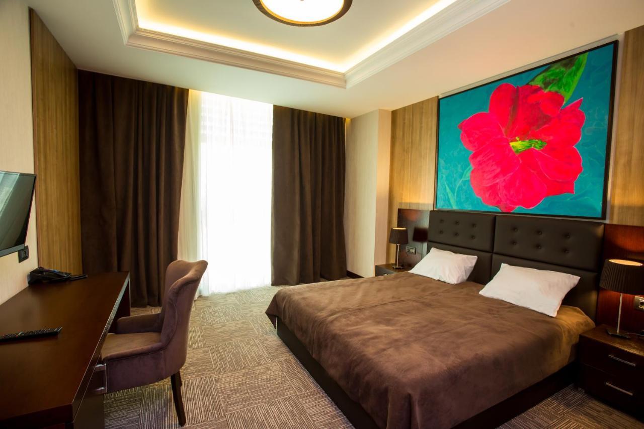 Azpetrol Hotel Qusar Buitenkant foto
