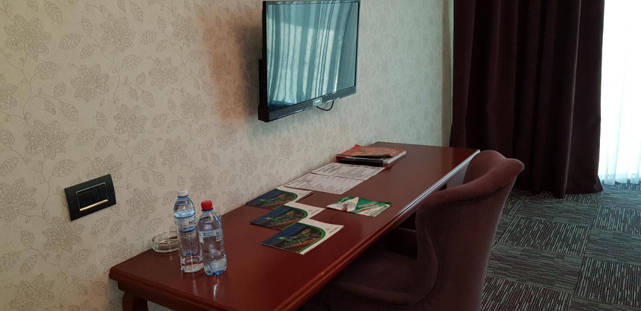 Azpetrol Hotel Qusar Buitenkant foto